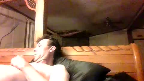 Snapshot of bottomcdforoldersc chatting on 09-14-25, 07:07 James online show from 09-14-25, 07:07