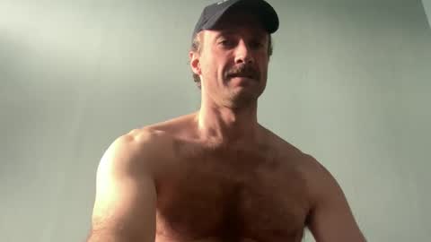 bottommanbln online show from 10-25-25, 10:23