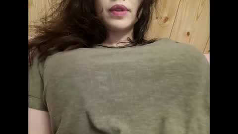 Snapshot of bouncyqueenmajesty chatting on 11-21-25, 06:28 Bouncy Queen Majesty online show from 11-21-25, 06:28