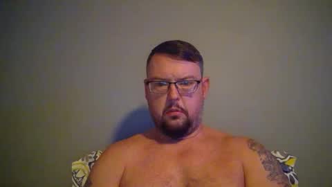 Snapshot of bowtieguy84 chatting on 09-14-25, 10:25 bowtieguy84 online show from 09-14-25, 10:25