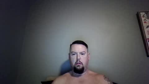 Snapshot of bowtieguy84 chatting on 02-01-26, 08:02 bowtieguy84 online show from 02-01-26, 08:02