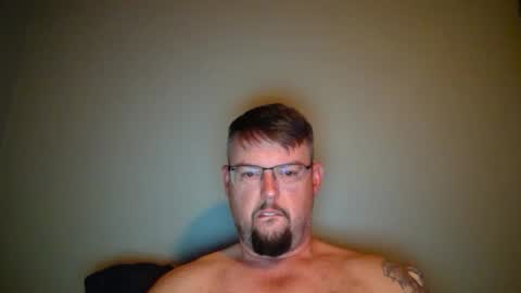 bowtieguy84 online show from 05-19-26, 03:02