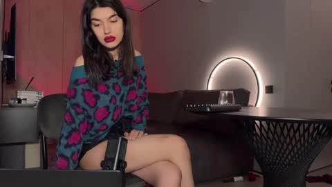 Snapshot of bowtorina chatting on 11-23-25, 09:03 Brat and Confident Real Femdon Not for everyone online show from 11-23-25, 09:03