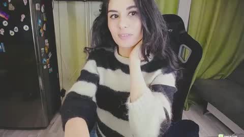 Helen  online show from 02-10-25, 03:53