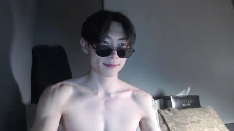 boxman556990 online show from 01-19-25, 03:32