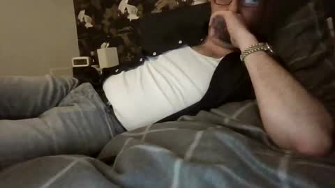 Snapshot of boy27weert chatting on 12-21-24, 05:51 Nope online show from 12-21-24, 05:51