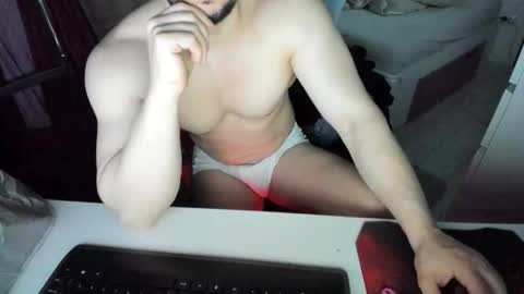 boy_boy22 online show from 03-25-26, 08:26