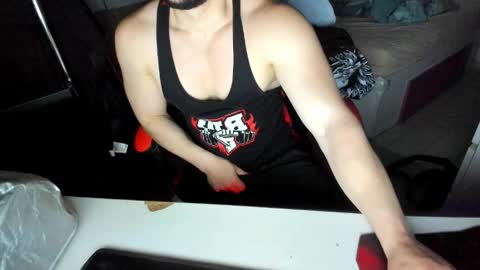 boy_boy22 online show from 05-02-26, 05:40