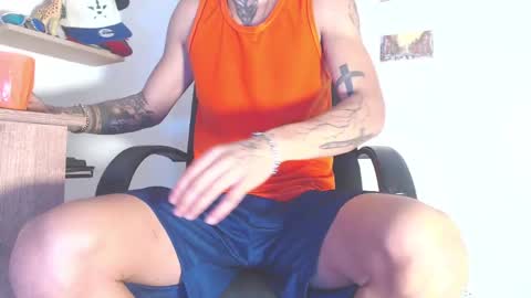 boy_master5 online show from 02-10-25, 11:04