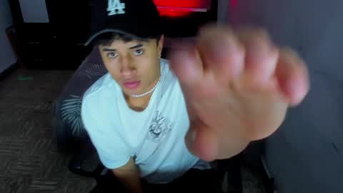 Snapshot of boy_nauthy chatting on 01-09-25, 02:54 boy_nauthy online show from 01-09-25, 02:54