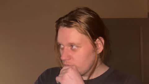 Snapshot of boyandfriend chatting on 03-26-26, 01:55 clay online show from 03-26-26, 01:55