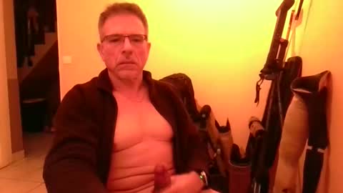 Snapshot of boyaroues chatting on 02-16-26, 10:06 boyaroues online show from 02-16-26, 10:06