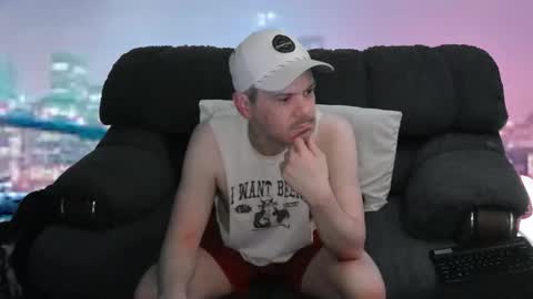 Snapshot of boyblond36 chatting on 02-11-26, 08:52 Slutty Stud online show from 02-11-26, 08:52