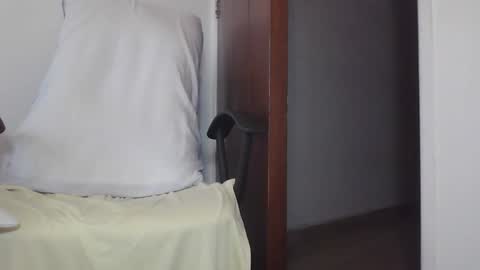 Snapshot of boycock777 chatting on 12-20-25, 12:56 Tommy - OnFns tommy 874 online show from 12-20-25, 12:56