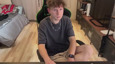 Snapshot of boykik chatting on 01-18-25, 10:49 Eddie online show from 01-18-25, 10:49