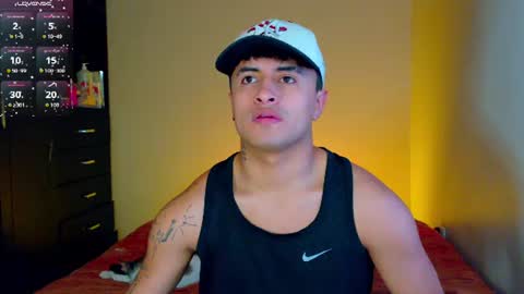 Snapshot of boylatin_777 chatting on 07-09-26, 11:53 miguel online show from 07-09-26, 11:53
