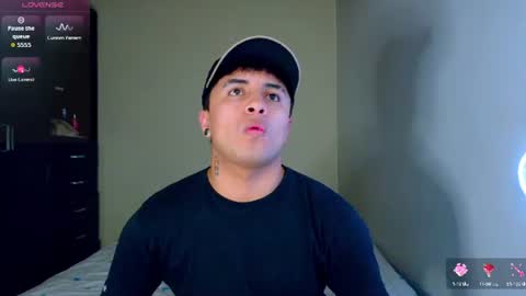 Snapshot of boylatin_777 chatting on 07-14-26, 06:29 miguel online show from 07-14-26, 06:29