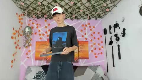 boys4hot_777 online show from 02-28-25, 01:37