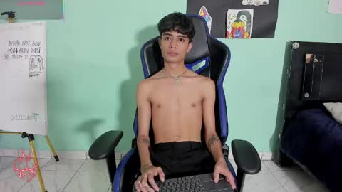 boys4hot_777 online show from 05-01-26, 07:18