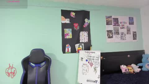 boys4hot_777 online show from 05-18-26, 01:17