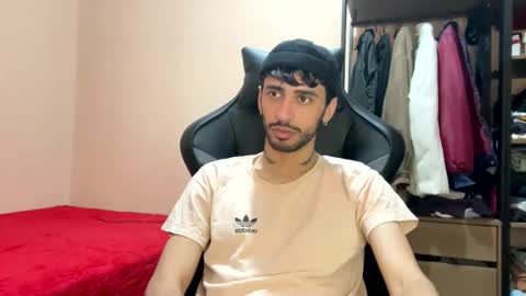 boyzinm2 online show from 01-14-26, 04:51