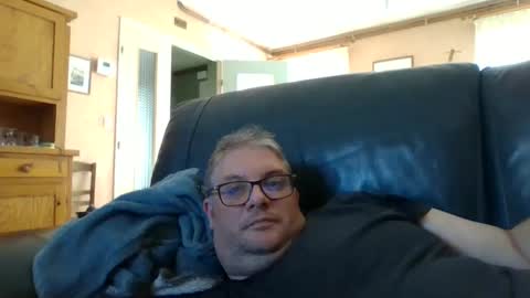 Snapshot of bozo81 chatting on 09-19-25, 03:13 bozo81 online show from 09-19-25, 03:13