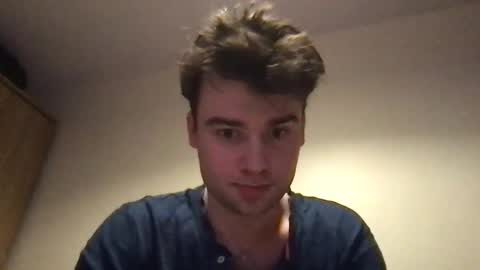 Snapshot of bozoluninss chatting on 02-16-26, 10:06 Jeff online show from 02-16-26, 10:06