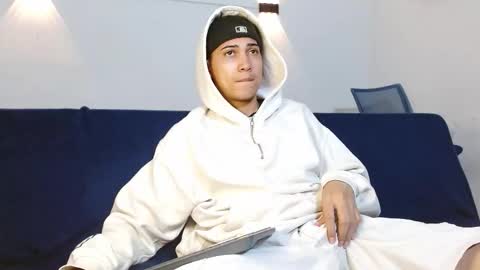 Brandon online show from 10-08-25, 04:26