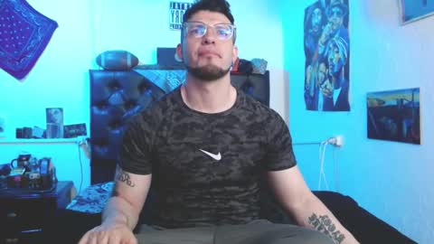 brad hot boy online show from 10-12-25, 05:56