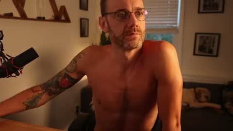 Snapshot of bradbronton chatting on 07-09-26, 10:30 BradBronton online show from 07-09-26, 10:30