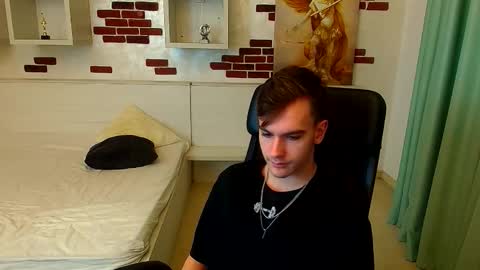 BradyFlint online show from 12-04-25, 05:17