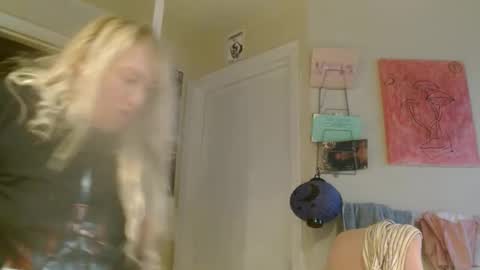 i am a naughty jedi knight online show from 04-30-26, 01:17