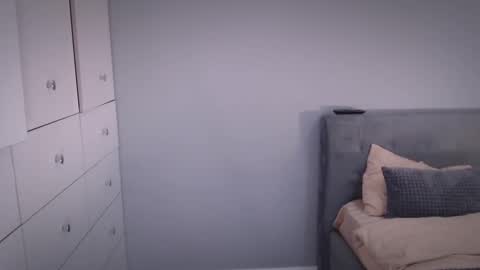 Nick and Molly online show from 10-04-25, 07:01