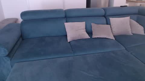 Nick and Molly online show from 12-04-25, 08:28