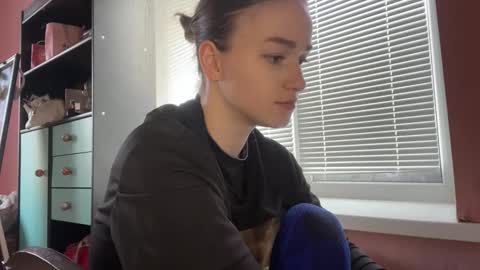 Snapshot of bralkissy chatting on 03-05-26, 01:51 Kate online show from 03-05-26, 01:51