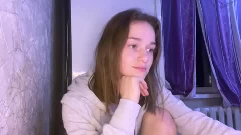 Snapshot of bralkissy chatting on 03-11-26, 08:26 Kate online show from 03-11-26, 08:26