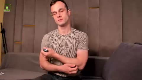Snapshot of brandonnorriss chatting on 08-03-26, 04:44 BRANDON online show from 08-03-26, 04:44