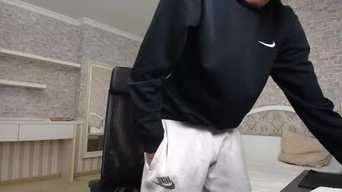 BrandonTateX online show from 01-30-25, 08:01