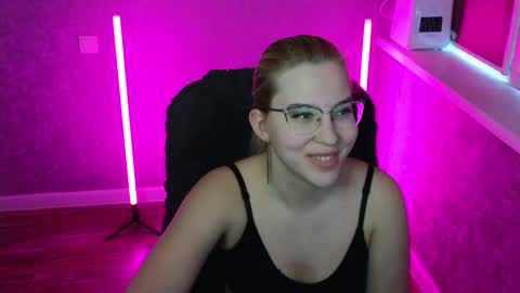 Belle  online show from 12-27-24, 05:42