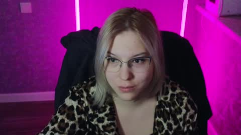 Belle  online show from 01-29-25, 12:33