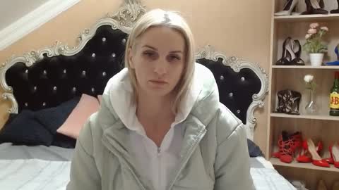 Snapshot of brandyweed chatting on 12-11-24, 05:32 brandyweed online show from 12-11-24, 05:32