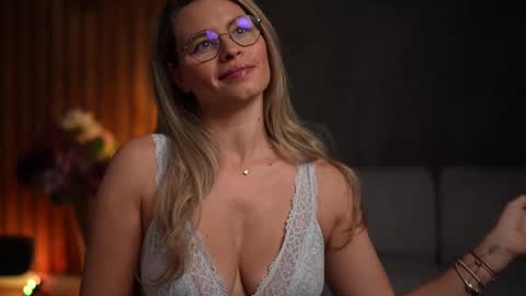 Alex online show from 02-09-25, 04:36