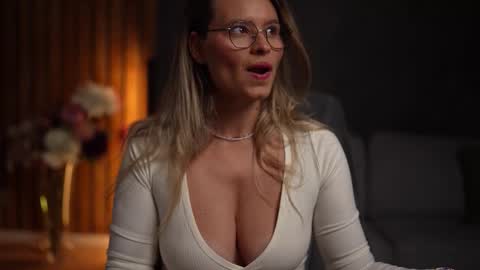 Alex online show from 10-06-25, 04:21