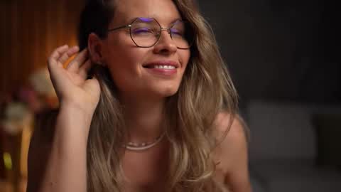 Alex online show from 11-23-25, 05:07