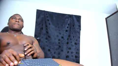 Snapshot of brant_garcia chatting on 12-06-24, 09:02 Brant Garcia online show from 12-06-24, 09:02