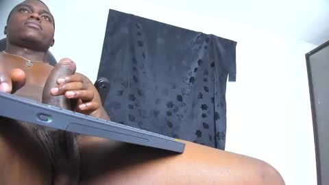 Snapshot of brant_garcia chatting on 12-14-24, 07:46 Brant Garcia online show from 12-14-24, 07:46