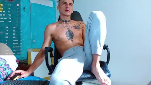 Bray Hotboy online show from 12-21-24, 02:47