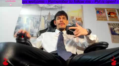 Snapshot of brayhambrown chatting on 06-16-26, 11:18 brayhambrown online show from 06-16-26, 11:18