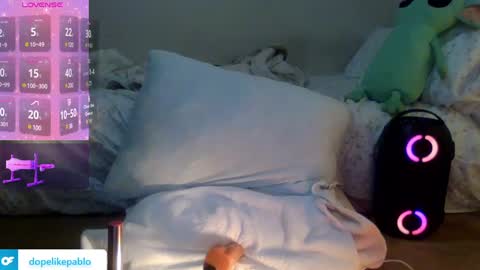 Snapshot of braziliancheeks chatting on 12-27-24, 04:10 braziliancheeks online show from 12-27-24, 04:10