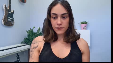 Thalia online show from 11-29-25, 06:11